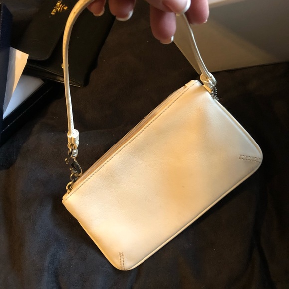 Coach white wristlet - Picture 2 of 3